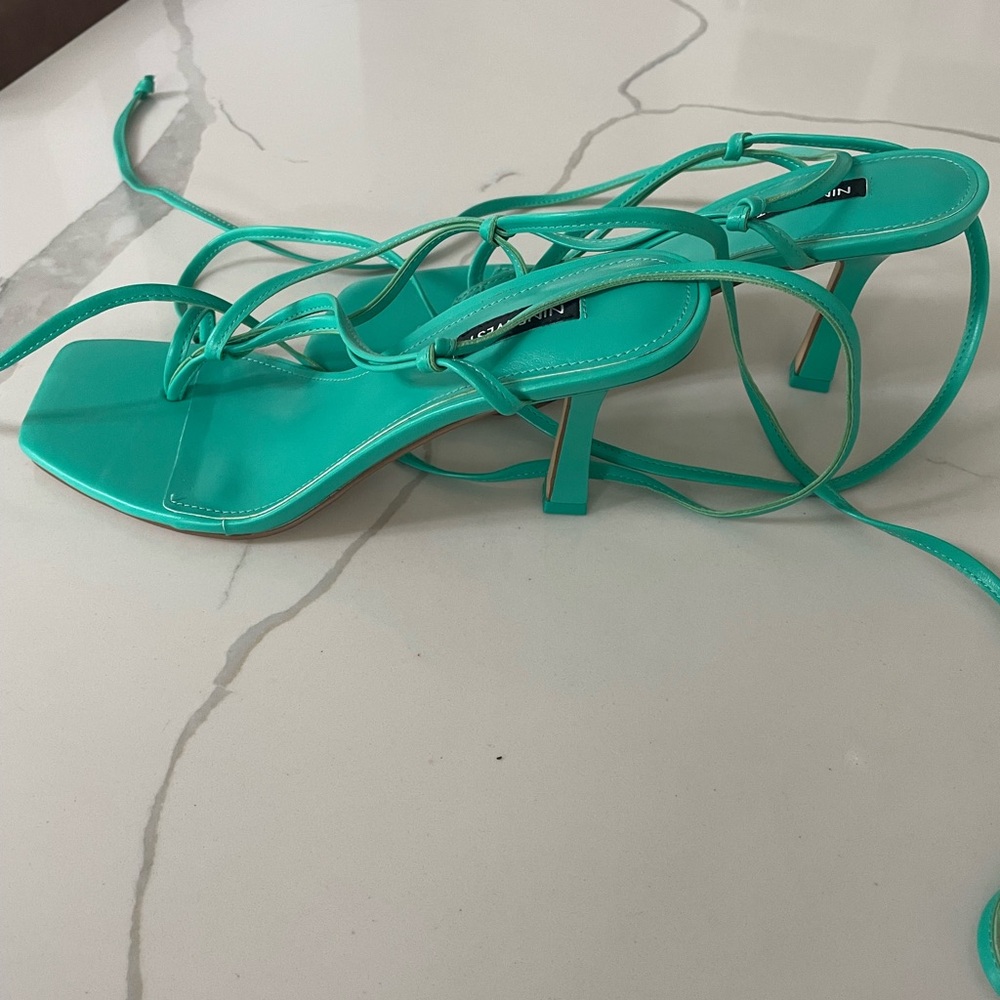 Nine West strappy sandal